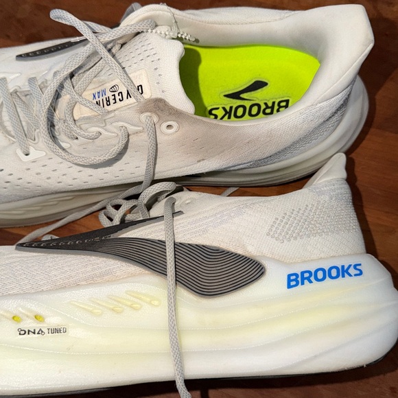 Brooks Glycerin Max grey Athletic Shoes - Picture 5 of 11